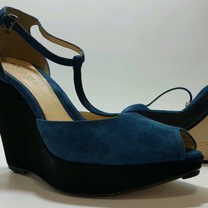 Bloomingdale's x BOUTIQUE 9 Tidalia suede t-strap wedge, size 9.5 | NEW